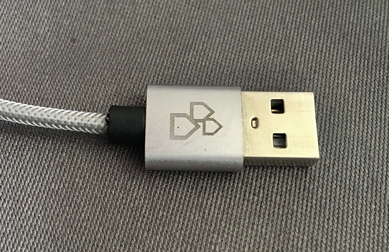 Conector USB en primer plano